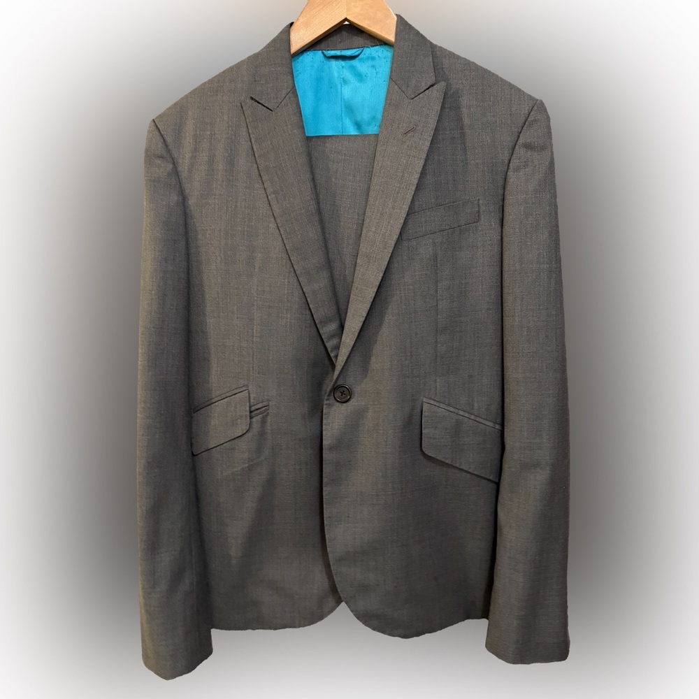 Custom Gray Men's Two-Piece Suit